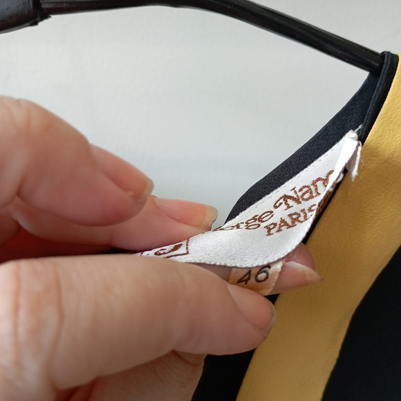 Vintage Geometric Flowy Top - Picture 11 of 16